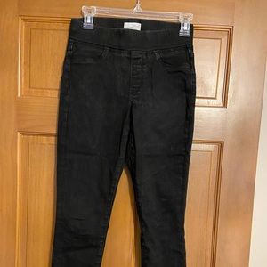 Universal Thread black skinny jeans